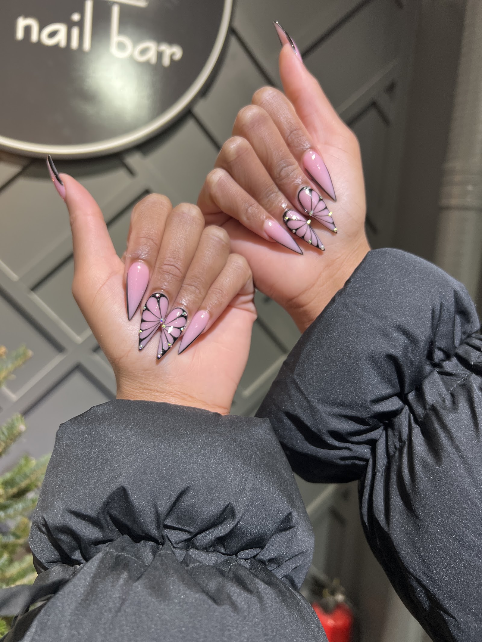 Lush Nail Bar Colony Square nail photo 8